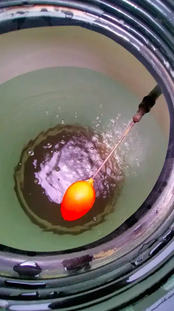 Kuras Tandon air Tandon bawah dan Tandon atas