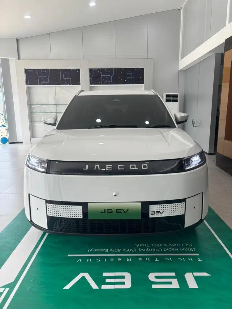 JAECOO J5 EV PREMIUM