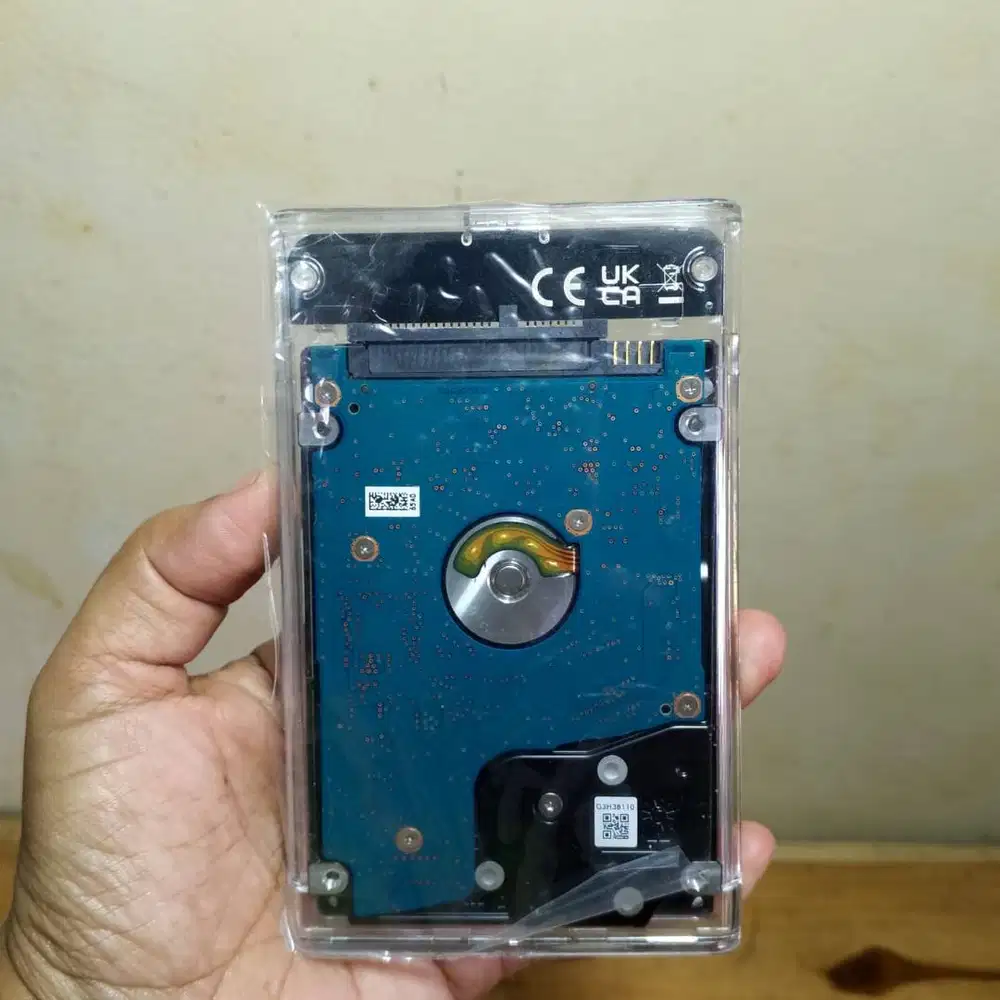 Hard disk eksternal HDD 1 TB merk Toshiba sentinel 100%