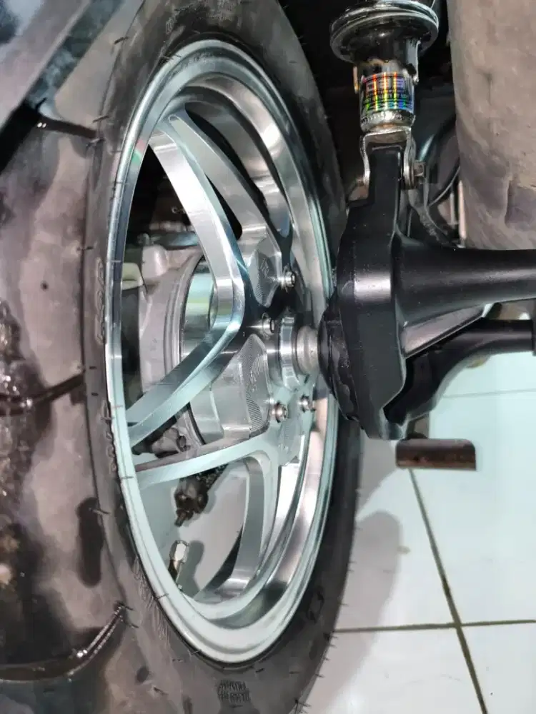 Jual velq vnd v2 g2 silver