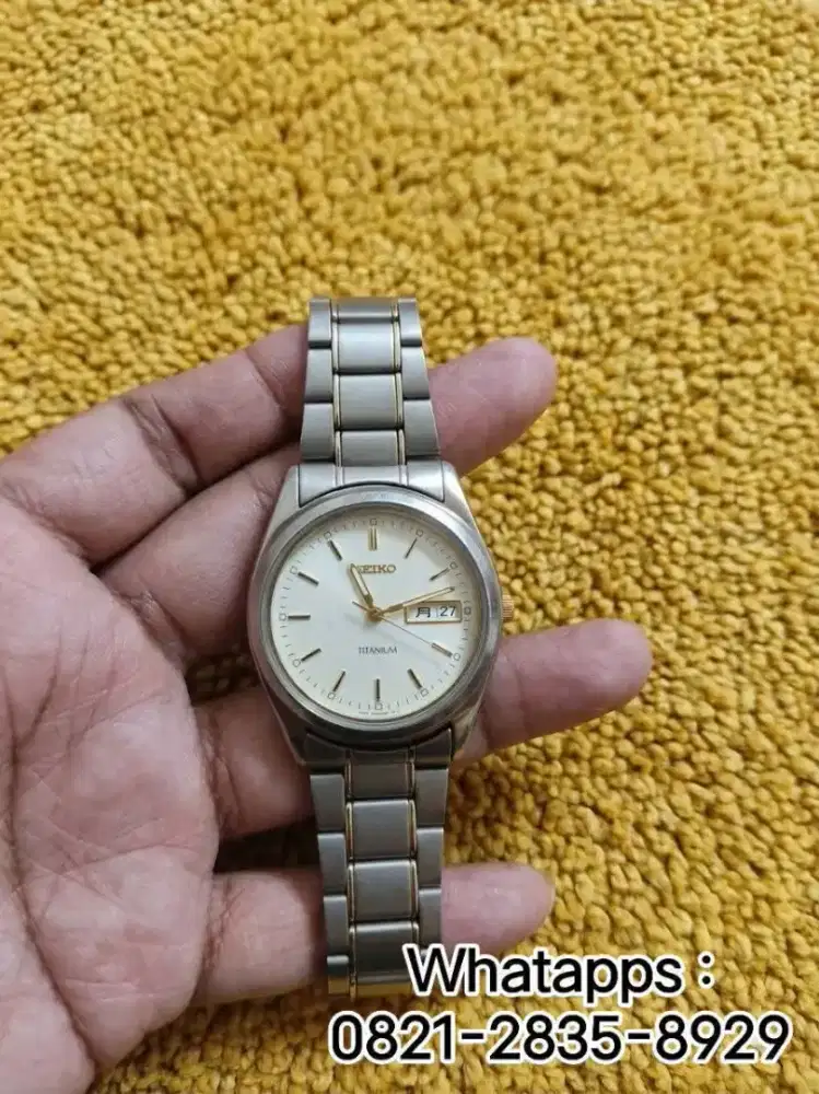 Jam Tangan Seiko Titanium List Gold