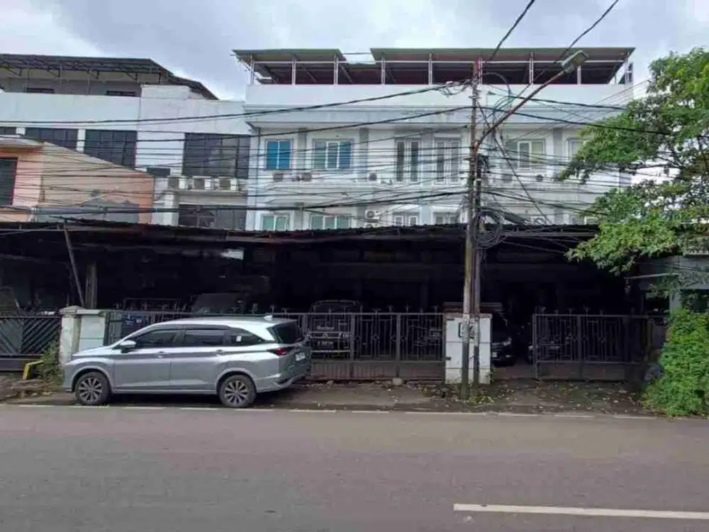 Harga Bawah Pasar, Ruang Usaha Cocok untuk Kantor atau Kost Eksklusif