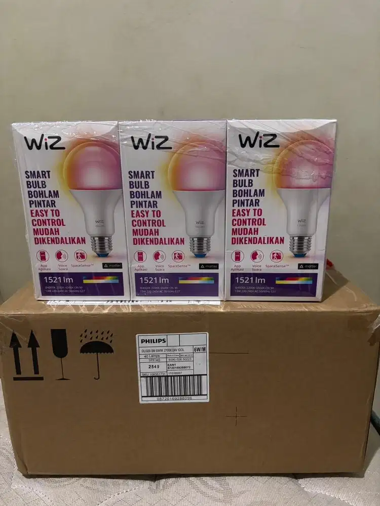 Wiz Lampu smarthome 13watt RGB warna