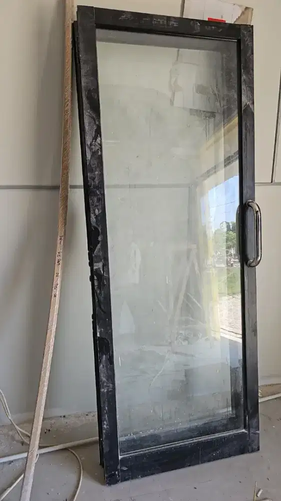 Pintu kaca alumunium 1 set