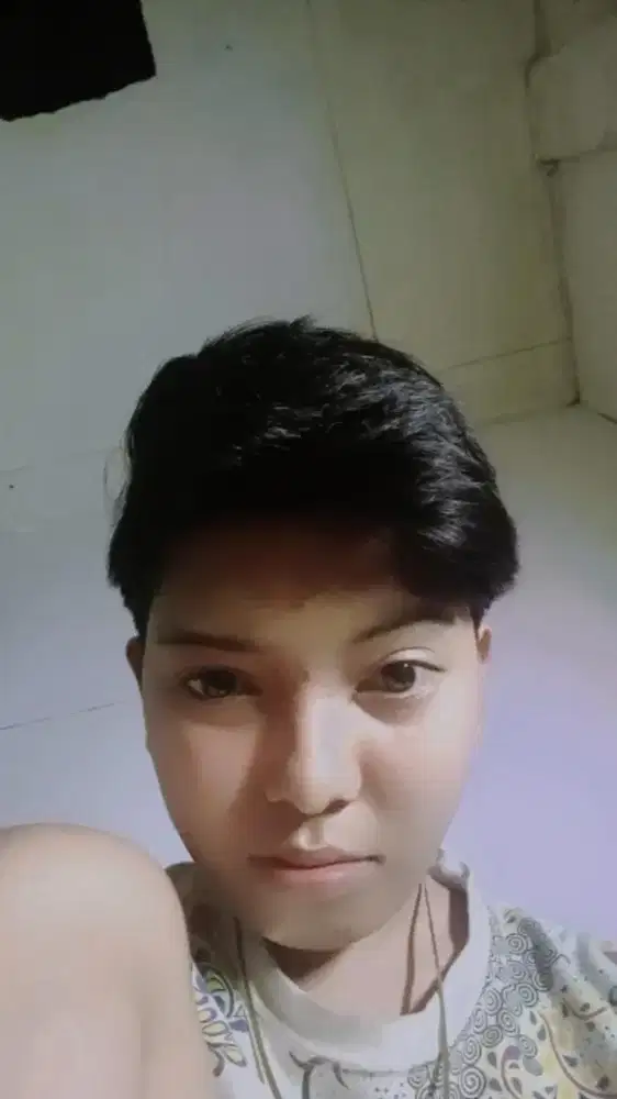 jasa  art kosan cowo dari umur 19 sampe 25 bisa manja / kosan 150.000