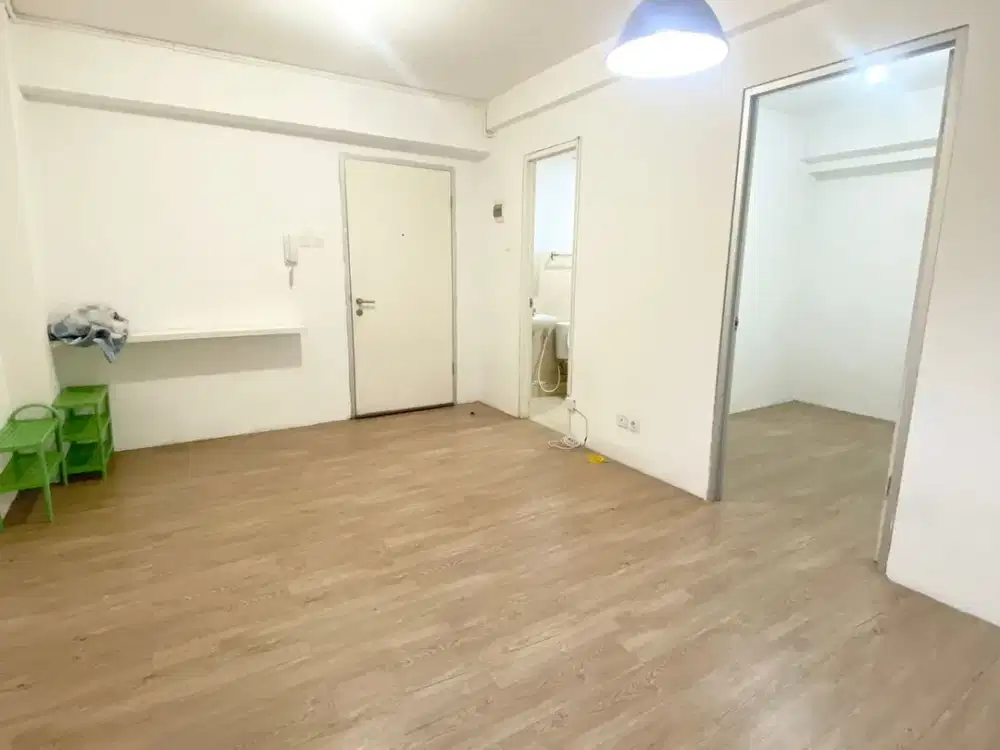 disewa 3 kamar apartemen greenbay kosongan  2 AC