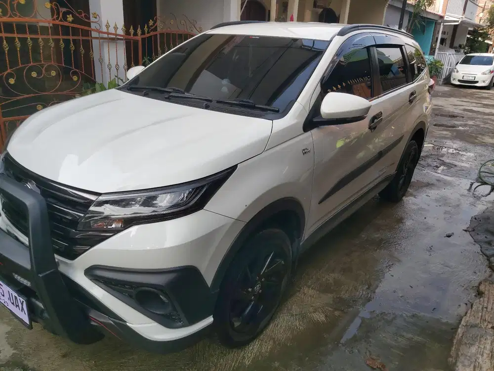 Toyota Rush 2019 Bensin