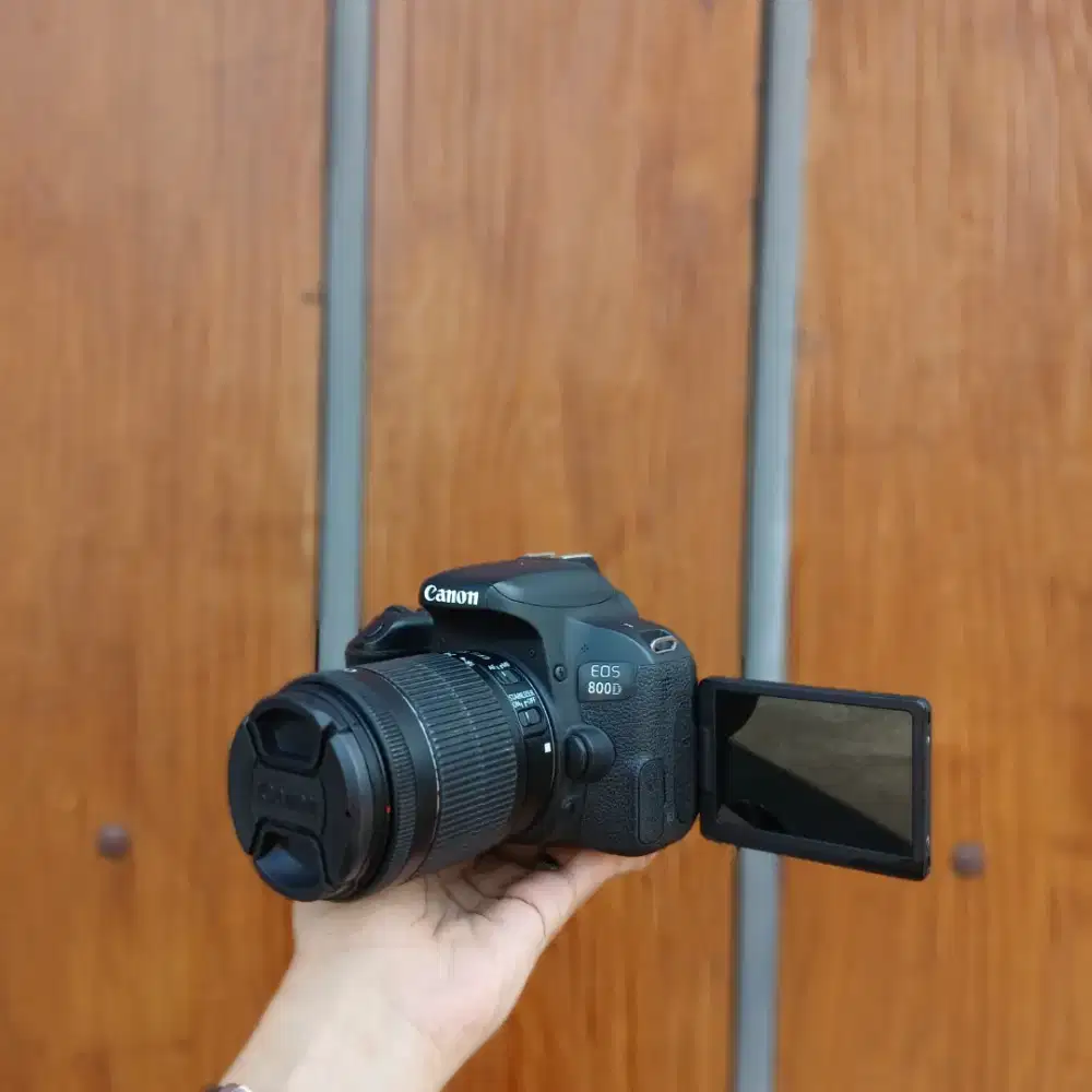 CANON EOS 800D KIT BLACK GOOD CONDITION