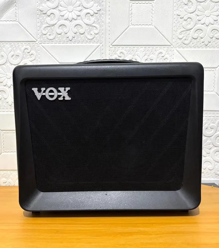 Ampli Gitar Vox VX15-GT