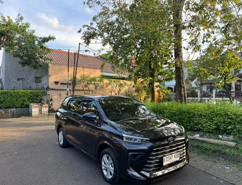 {km 15rb} Toyota Avanza E At Facelift 2023 Low Km