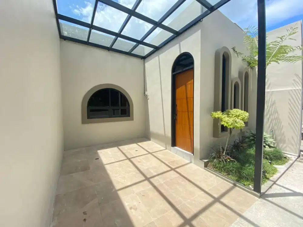 Rumah Rasa Villa di utara Jogja dekat Pasar Gentan. 739 JT FULLY FURNISHED