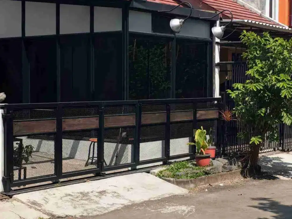 DIJUAL Rumah Ex Cafee Konsep Open Space Untuk Tinggal & Usaha Di Antapani Bandung