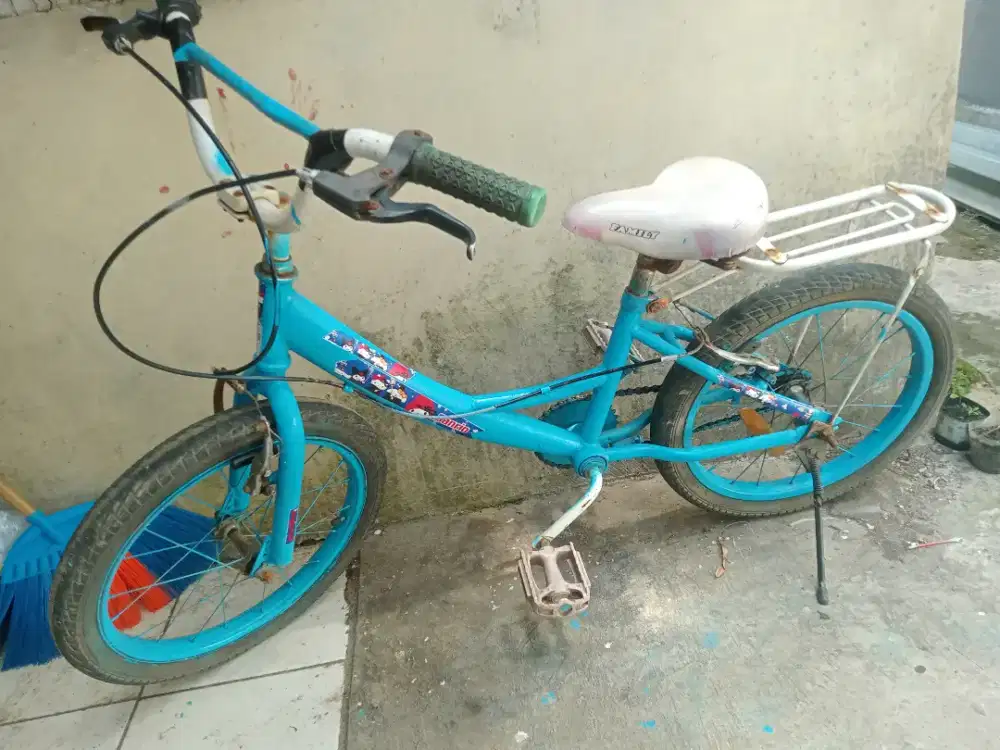 Sepeda anak perempuan