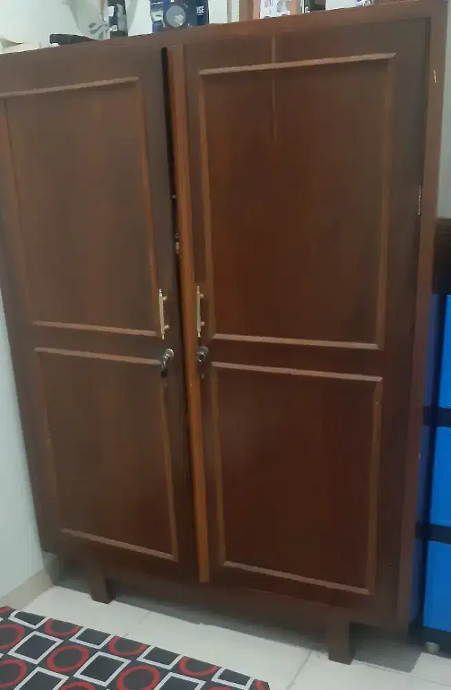 Jual Lemari pakaian full jati Lawas/kuno.