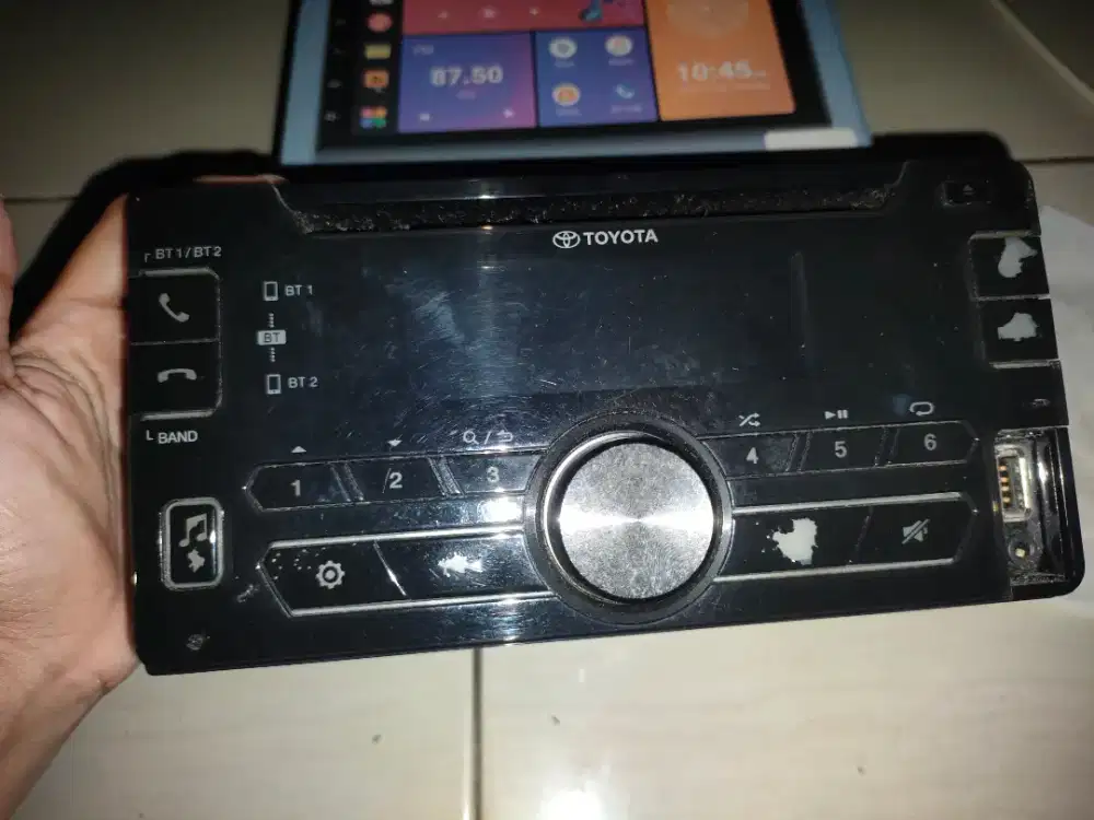 Audio bekas mobil calya