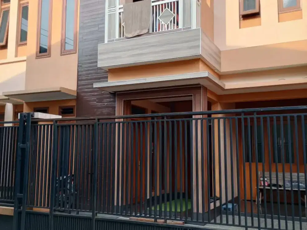 Dijual Cepat Rumah Tinggal di Cibabat Cimahi Utara