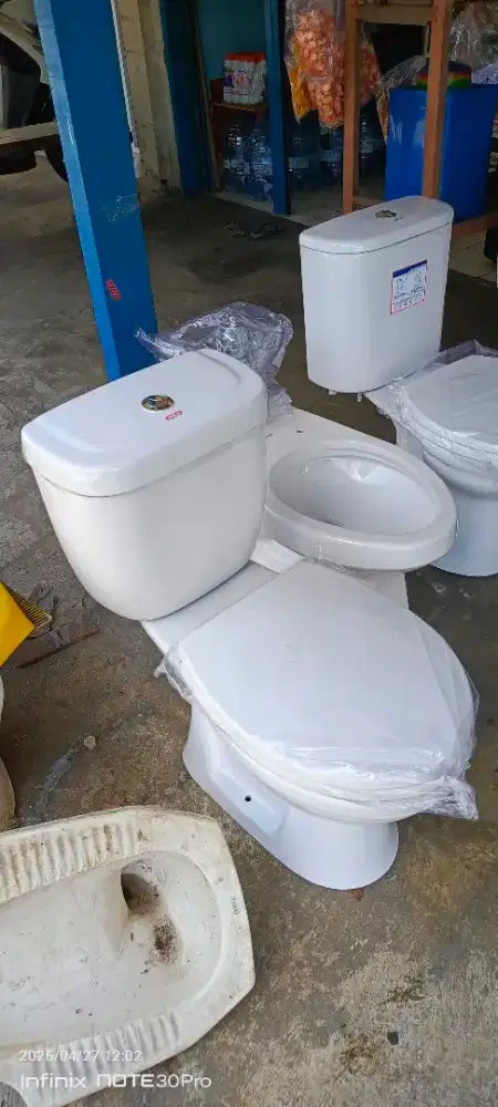 Closet duduk DBS siap pakai