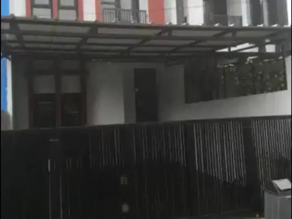 Sewa Rumah Antapani Sekitar Kalijati Indah 2 Lantai Lokasi Strategis | SW018