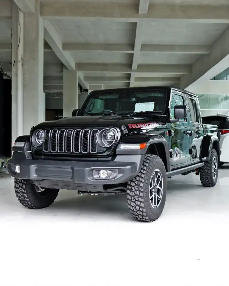 Jeep gladiator 3.6cc facelife nik 2026 ready stock