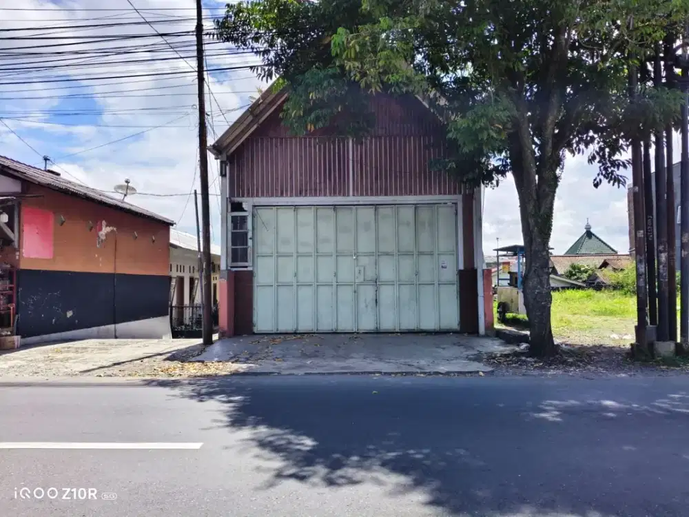 Ruko Plus Kos Pinggir Jalan  Strategis 1 Menit Ke UNSUD