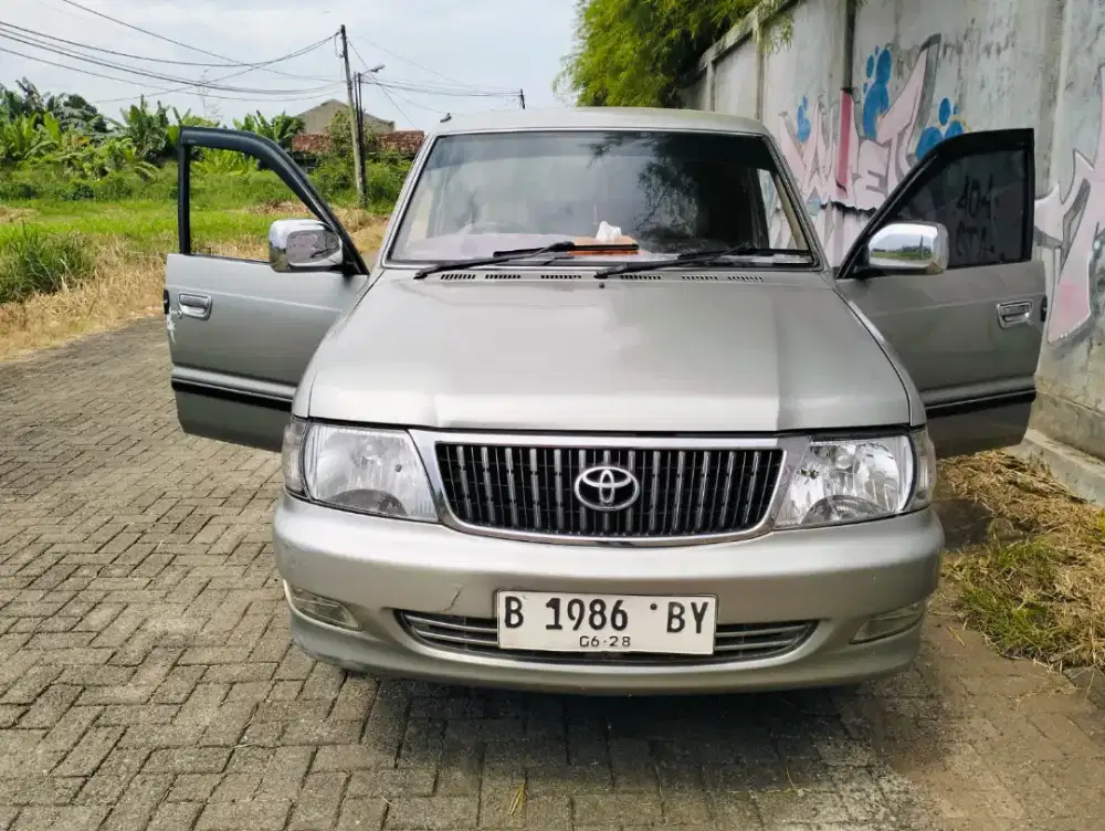 Kijang lgx 2.0 AT tahun 2003