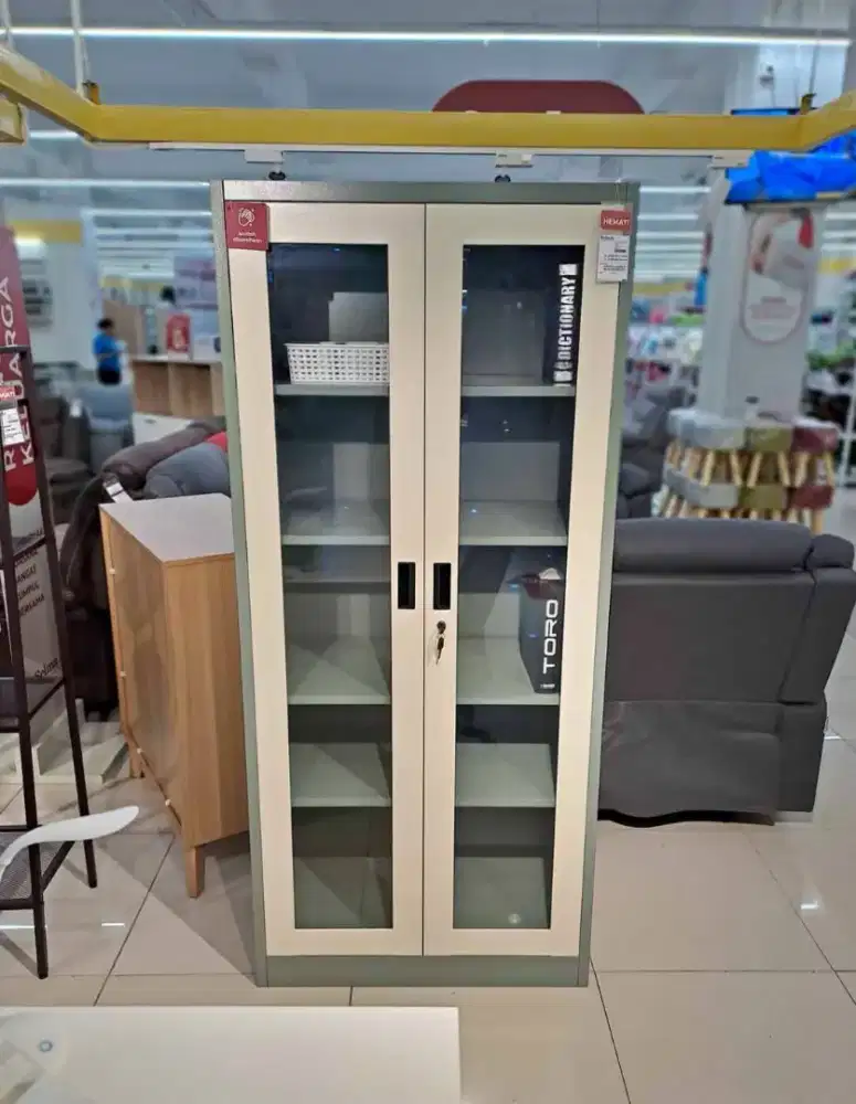 TERLARIS LEMARI PENYIMPANAN BESI