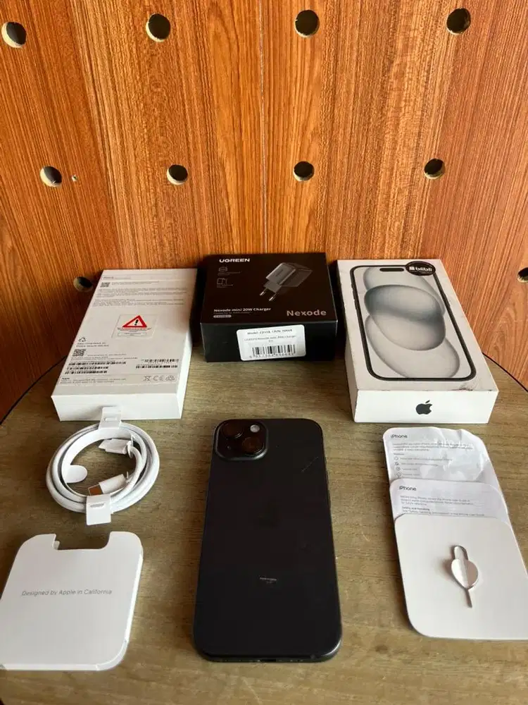 Garansi on iBox iPhone 15 256GB Black Fullset