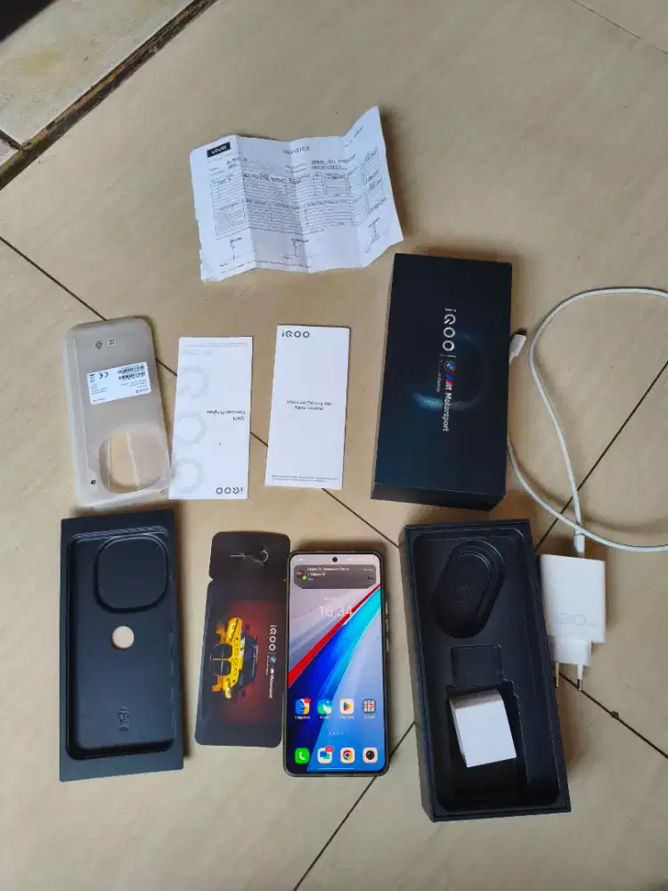 Iqoo 13 16/512 fullset murah