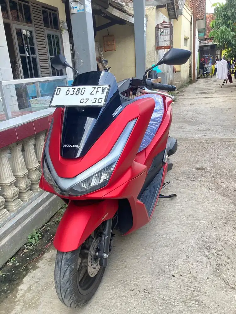 Honda pcx 2025 km low