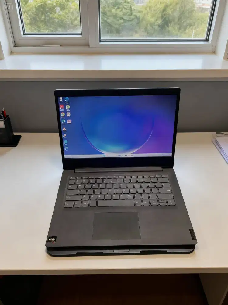 Jual Lenovo Ideapad V14-Are Pemakaian Pribadi Mulus