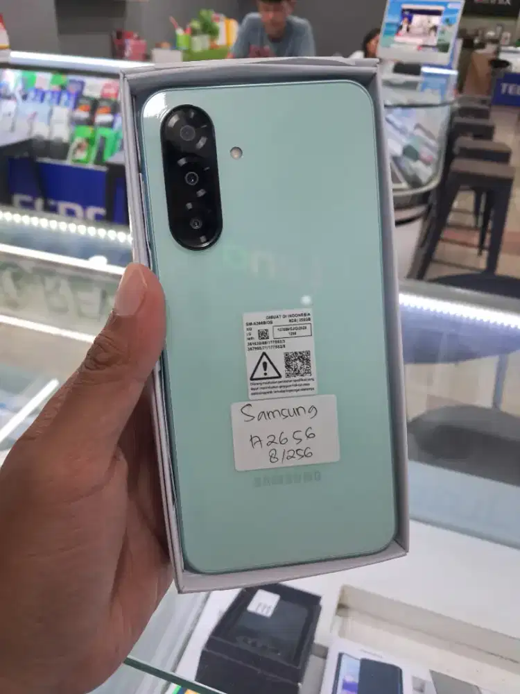 Samsung a26 5g 8/256 like new, baru 2 minggu open box aja