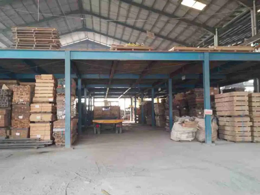 Gudang Industri & Kantor di jalan raya Serang, Balaraja Tangerang.