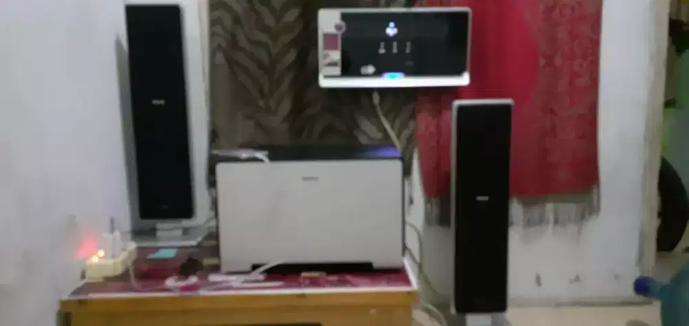 HOME THEATER PHILLIPS MCD 988 ORI HOLLAND MULUSS