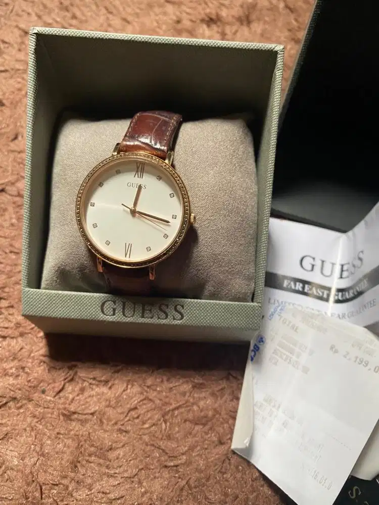 Jam tangan dijual cepat