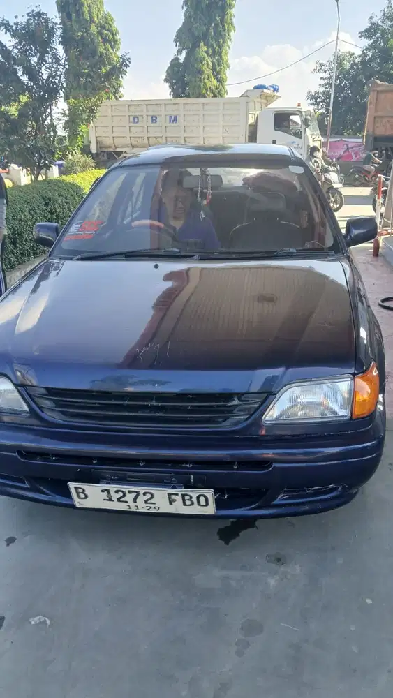 TOYOTA SOLUNA GLi 2000