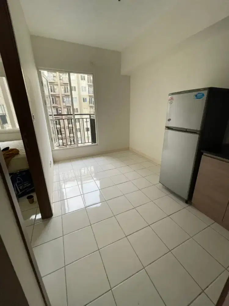 Di jual apartemen semi furnished di Cimanggis Depok