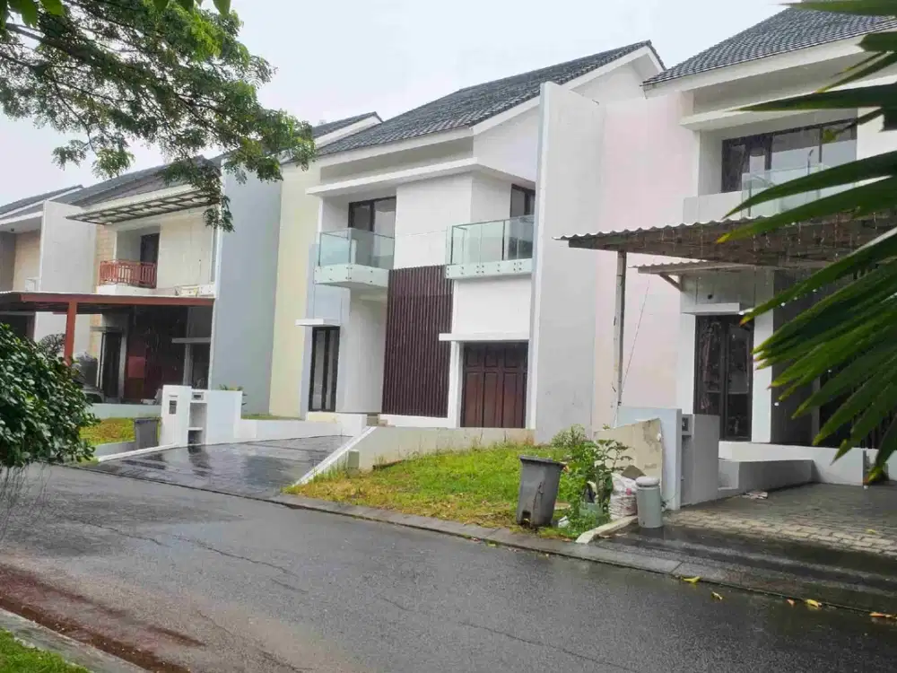Rumah Mewah Lokasi Terbaik di Cluster Asia Tropis Harapan Indah Bekasi