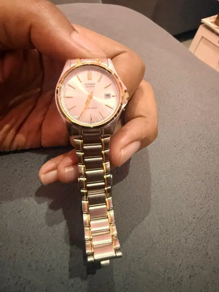 Jam tangan wanita casio LTP-1183G-7ADF