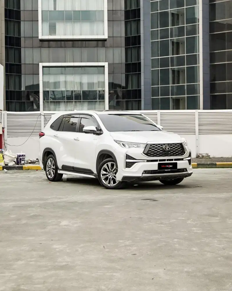 Toyota Zenix Q hybrid AT Tahun 2025