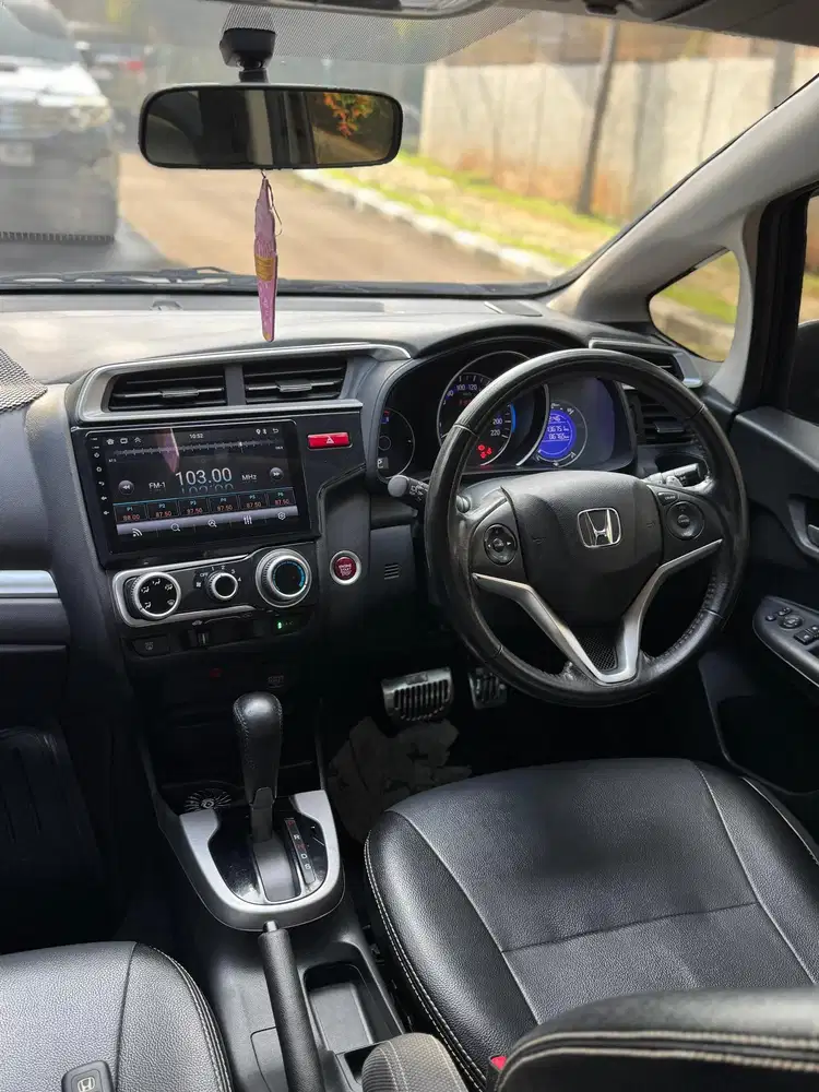 HONDA JAZZ RS 2015 CVT MATIC / GANJIL