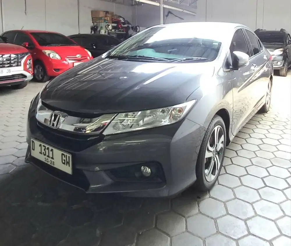 CITY E RS 1.5 AT 2016 FACELIFT LowKM 35rb RECORD HONDA BANDUNG