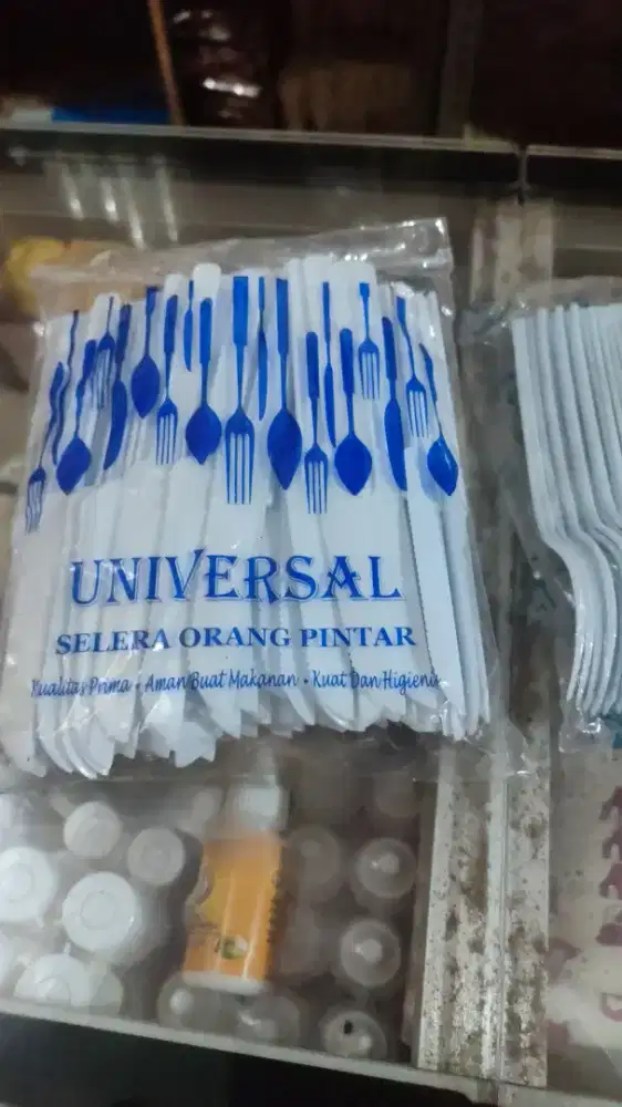 Di butuhkan karyawan/karyawati kantin