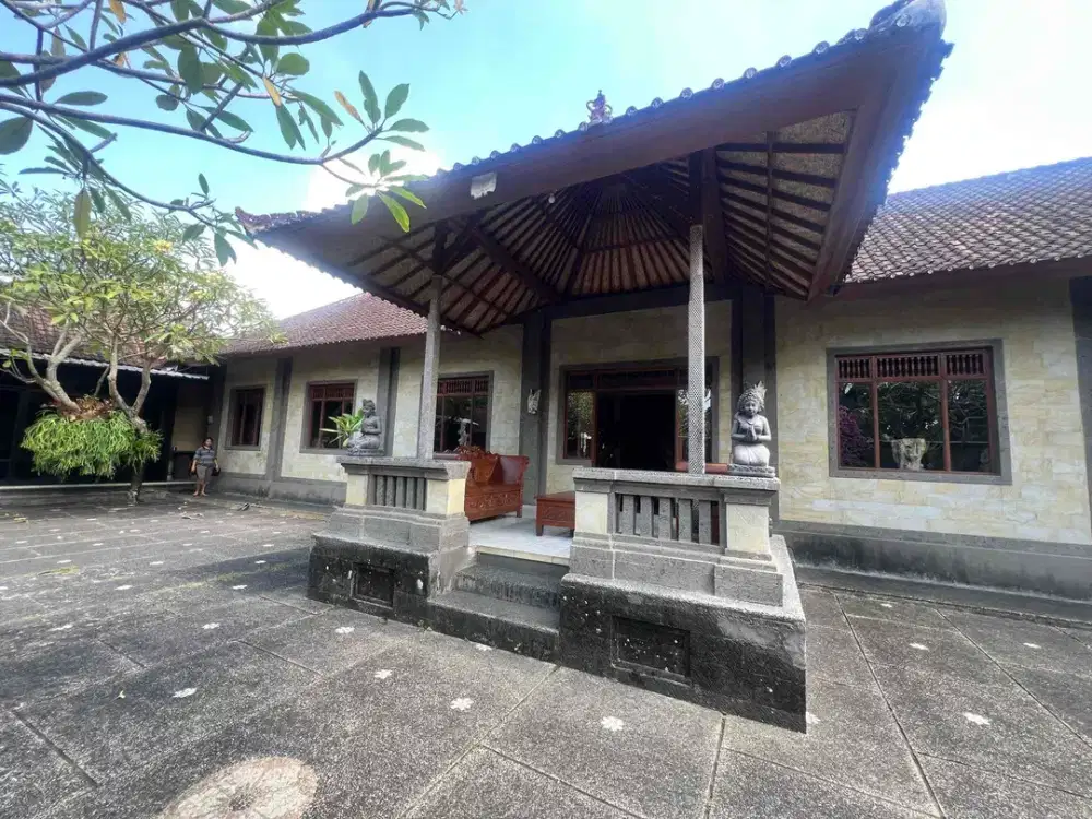 Di JUAL ex. GALLERY kondisi bagus di Mas - Ubud