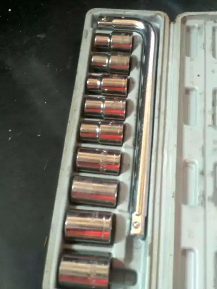 Kunci pas satu set no minus