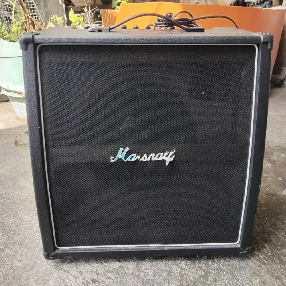 AMPLI KEYBOARD / DRUM ELEKTRIK