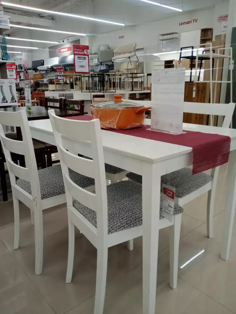 Meja Makan YANIA DINING set White