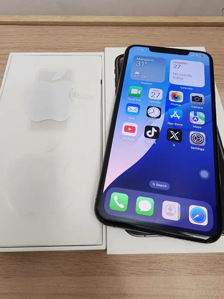 Iphone Xs Max 64Gb Like new