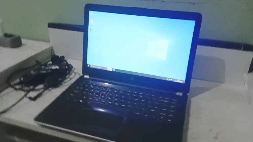 LAPTOP HP CORE i3 gen 6  RAM 8 GB SSD 128 GB MULUS NOMINUS