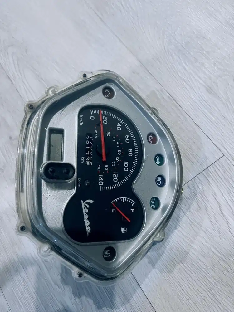 Spidometer copotan vespa gts 3v
