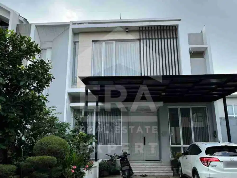 Disewakan rumah cantik 2 lantai tanah luas KT 4+2 lebar 10 area strategis dekat mall aeon cakung jaktim